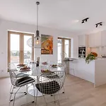 Apartment Huswell - Beautifully Decorated With Sunny Terrace
