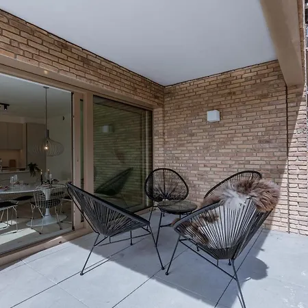 Apartment Huswell - Beautifully Decorated With Sunny Terrace *